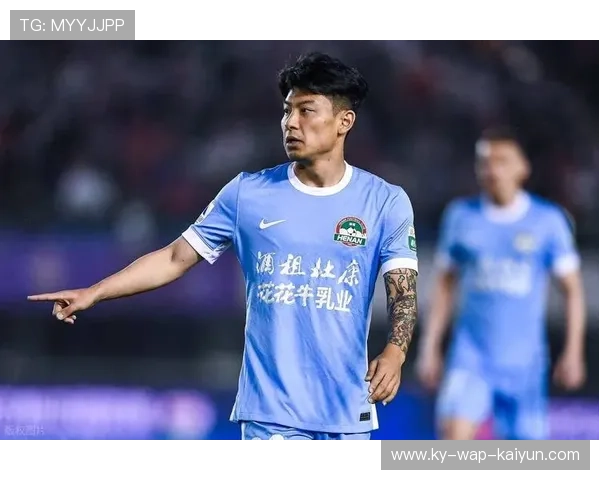 河南队一次过顶传球险些送出关键机会 河南队一次过顶传球险些送出关键机会