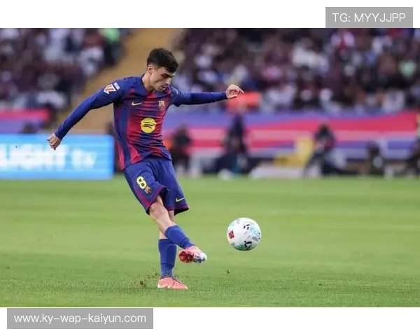 巴萨弧顶远射命中,佩德里一脚世界波惊艳四座 巴萨弧顶远射命中,佩德里一脚世界波惊艳四座